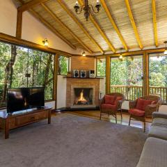 Casa com área gourmet perto do Parque Amantikir