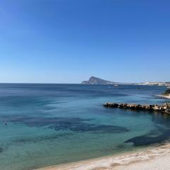 Sunrise Beachfront Apartment by the Marina