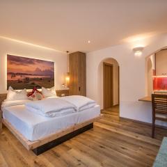 La Tambra - Residence - Central with Restaurant