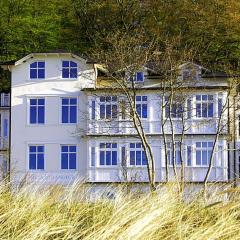 Villa Strandeck FeWo8 - strandnah, Meerblick, Balkon