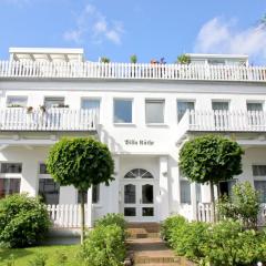 ruhige Lage mit Balkon, gratis Nutzung vom AHOI Erlebnisbad und Sauna in Sellin - Villa Käthe FeWo 07