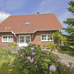 strandnahe Ferienwohnung mit schönem Garten - Ferienhaus Gisela FeWo Vilmblick
