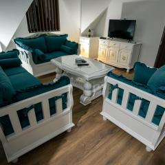 Vila ZLATARSKA PAHULJA --- apartman " BELE NOĆI "