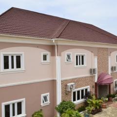 Room in Lodge - Auris Court Suites And Apartments