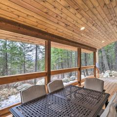 Cozy Homestead Cabin at Base of Columbia Mountain!