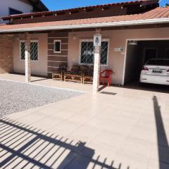 Casa da Miraci Proximo ao mar e ao Beto Carreiro