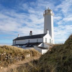 Finest Retreats - Walney Island Lighthouse