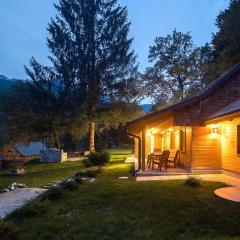 Bohinj Cottage Pr' Maricki - house in nature with hot tub & sauna