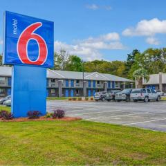 Motel 6-Moultrie, GA