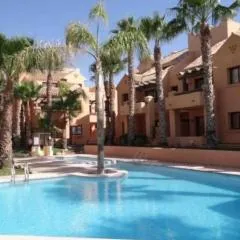 Lovely and luxury apartament in front of the beach