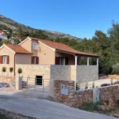 Tara house