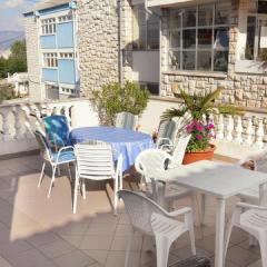 Apartments and rooms Luka - with parking;