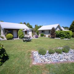 Blue Thistle Cottages