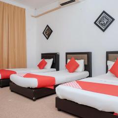 OYO 90180 Gemilang Hotel Kerteh