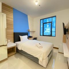 Simply Studio Room Semi Apartment at The Lodge Paskal near BINUS University By Travelio