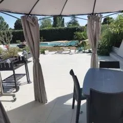 PETIT COIN DE CHARME