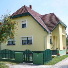 Holiday home Balatonbereny/Balaton 18030