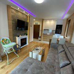 Holiday Spa Lux Apartment