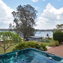 The House on the Lake Fishing Point Lake Macquarie