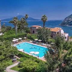 Aequa Hotel