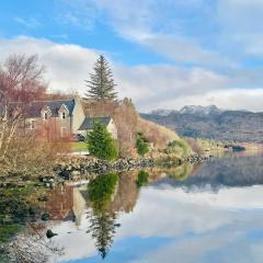 Loch Morar Private Suite