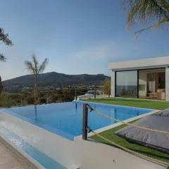 Sounio Black Villa