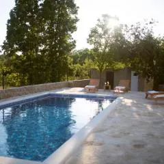 Holiday Home Pearl in Stone with Heated Pool