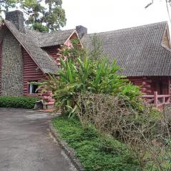 Casa estilo chalé suíço - Serra da Cantareira