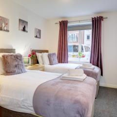 2-BR Apartment, En-suite, Allocated Parking, next to Playground