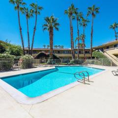 Hidden Oasis Condo with Shared Outdoor Pool - Weekly Rental Only condo