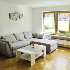 Schöne helle Ferienwohnung in Waldnähe