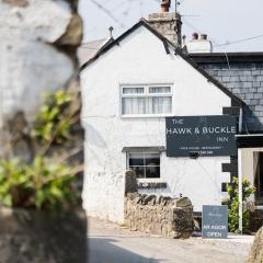 The Hawk & Buckle Inn