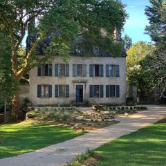 Chateau Mas de Pradie B&B Fountain view room