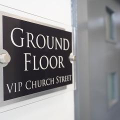 VIP Church Street Apartment