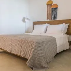 Isalos Sea View Studios
