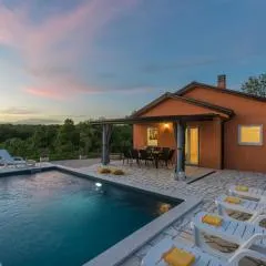 Villa Pendolina with Private Pool