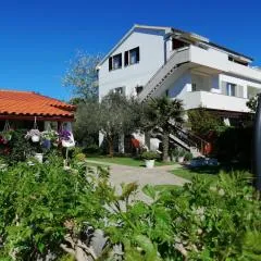 Apartments "Mulo" beachfront