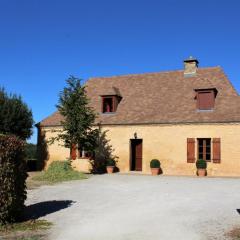 Gîte Salignac-Eyvigues, 4 pièces, 6 personnes - FR-1-616-88