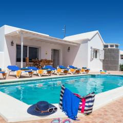 Villa Vesubio by Villa Plus