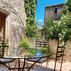 17th Century town house in Forcalquier centre