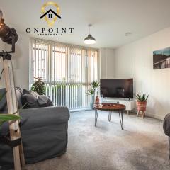 OnPoint- AMAZING Apartment Perfect for Business/Work/Leisure!
