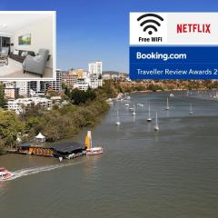 Amazing River View - 3 Bedroom Apartment - Brisbane CBD - Netflix - Fast Wifi - Carpark