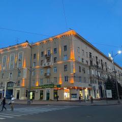 Modern luxury studio in the center of Kharkiv at Konstitutsii Square