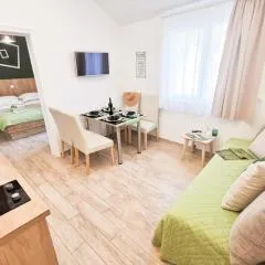 Rita Apartments - Charming Apartment 2plus2 PartialSeaView