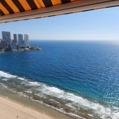 BENIDORM, Las Damas, primera línea de playa de Levante