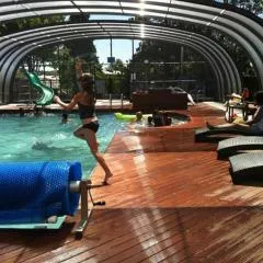 올 시즌스 홀리데이 파크(All Seasons Holiday Park)