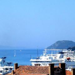 Apartment Port View-5 min from center