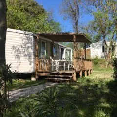 Mobil Home pour 6 personnes climatisé à quelques minutes des plages