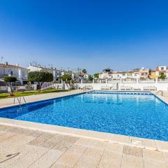 Stunning Home In Torrevieja With Wifi