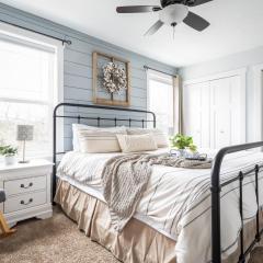 “Hygge” 3BDR townhouse, Close to beach, park & wineries!